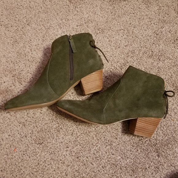 tahari charles suede bootie